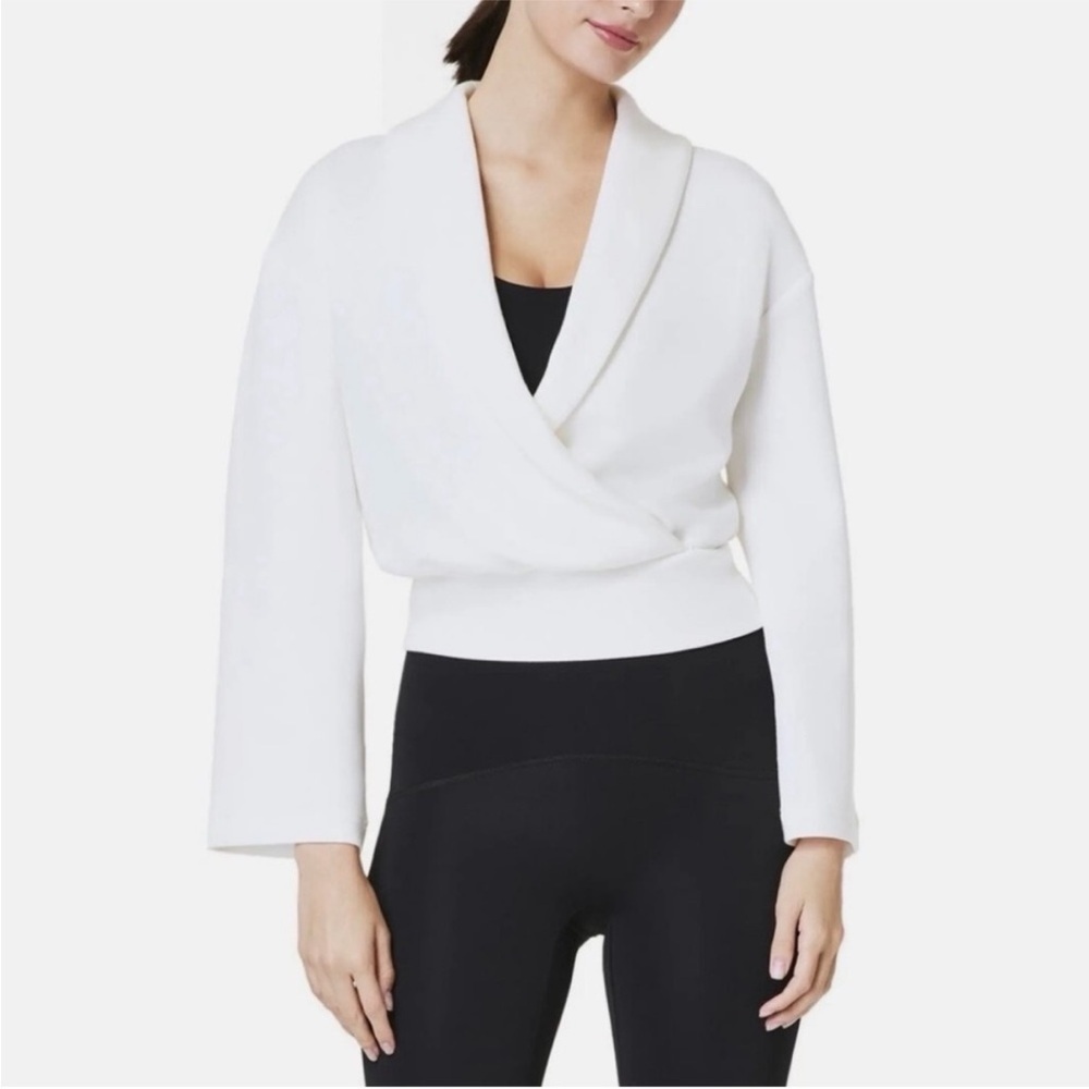 Spanx Air Essentials Plus Size Wrap Top In Powder White NWT Size 1X